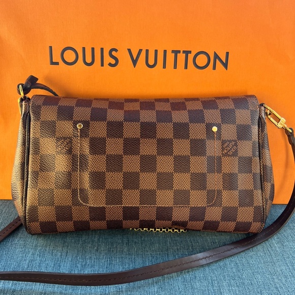 $1299 🅿️🅿️ - Authentic Louis Vuitton Favorite MM - Picture 2 of 13